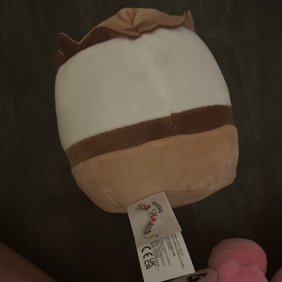 So this is a squish mellow it’s brand new. I’m looking to get around 7 to 9 $ - Picture 2 of 2